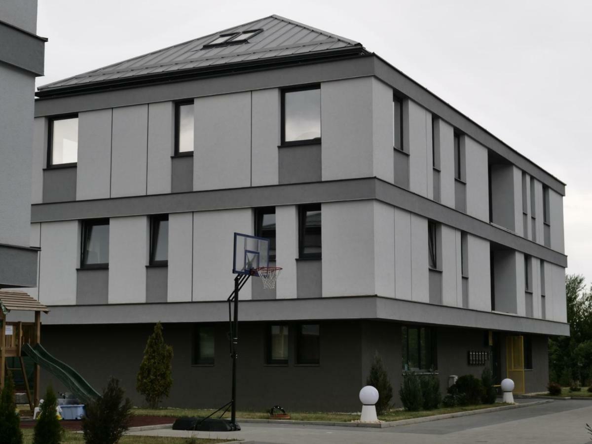 Grey Apartments Cluj-Napoca Exteriör bild